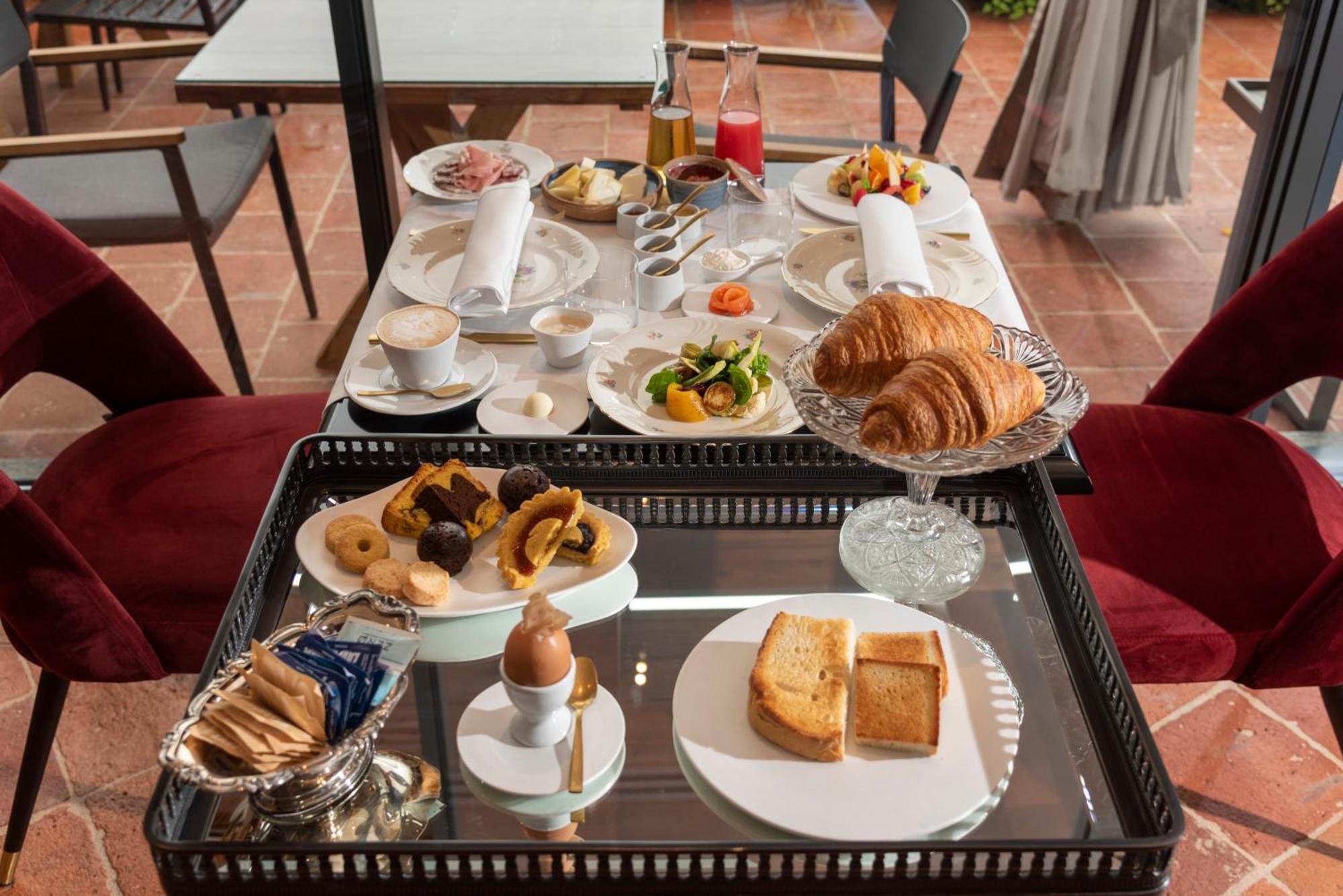 Dimora Cordero Hotel Priocca Ngoại thất bức ảnh